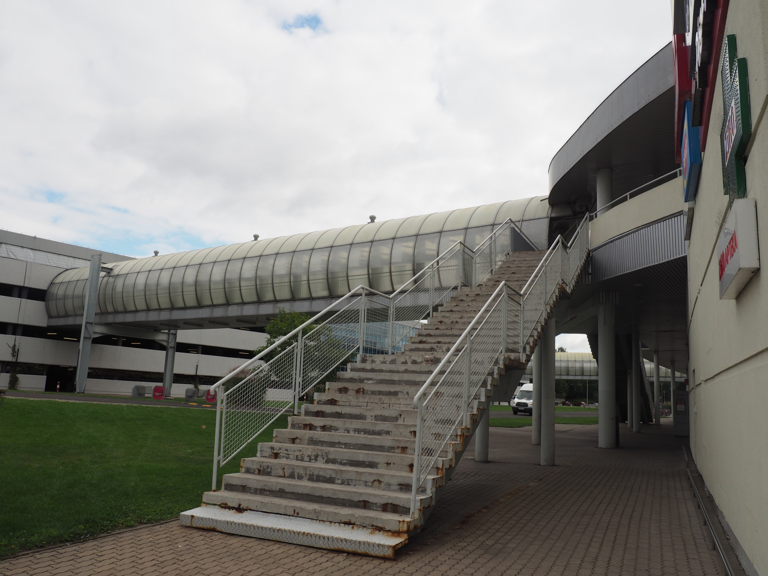 Zdjęcie architektury budynku Cinema City Bemowo